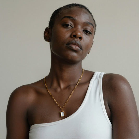 Collier rectangulaire en nacre