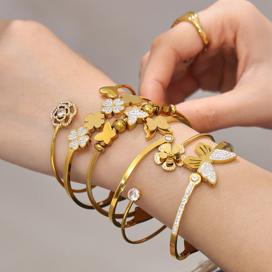 Collection de bracelets Butterfly & Clover en or
