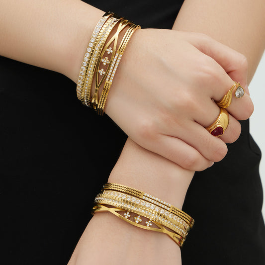 Sparking Diamond Crystal Bangle