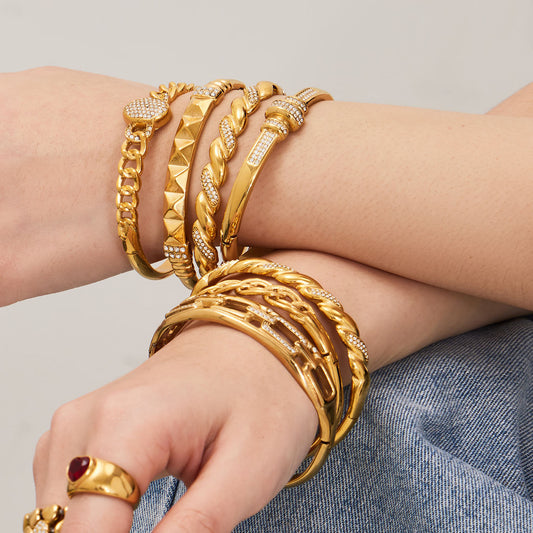 Collection de bracelets en cristal texturé