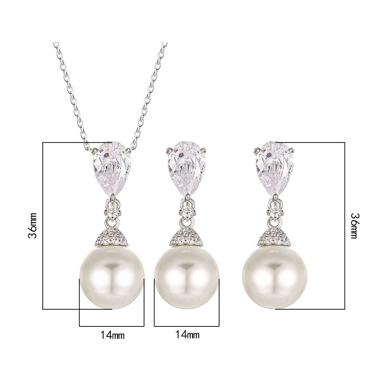 Elegant Pear-Cut Crystal and Lustrous Pearl Jewelry Set