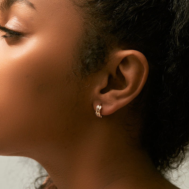 18K Gold Retro Chic Ear Studs - Shuling Jewelry