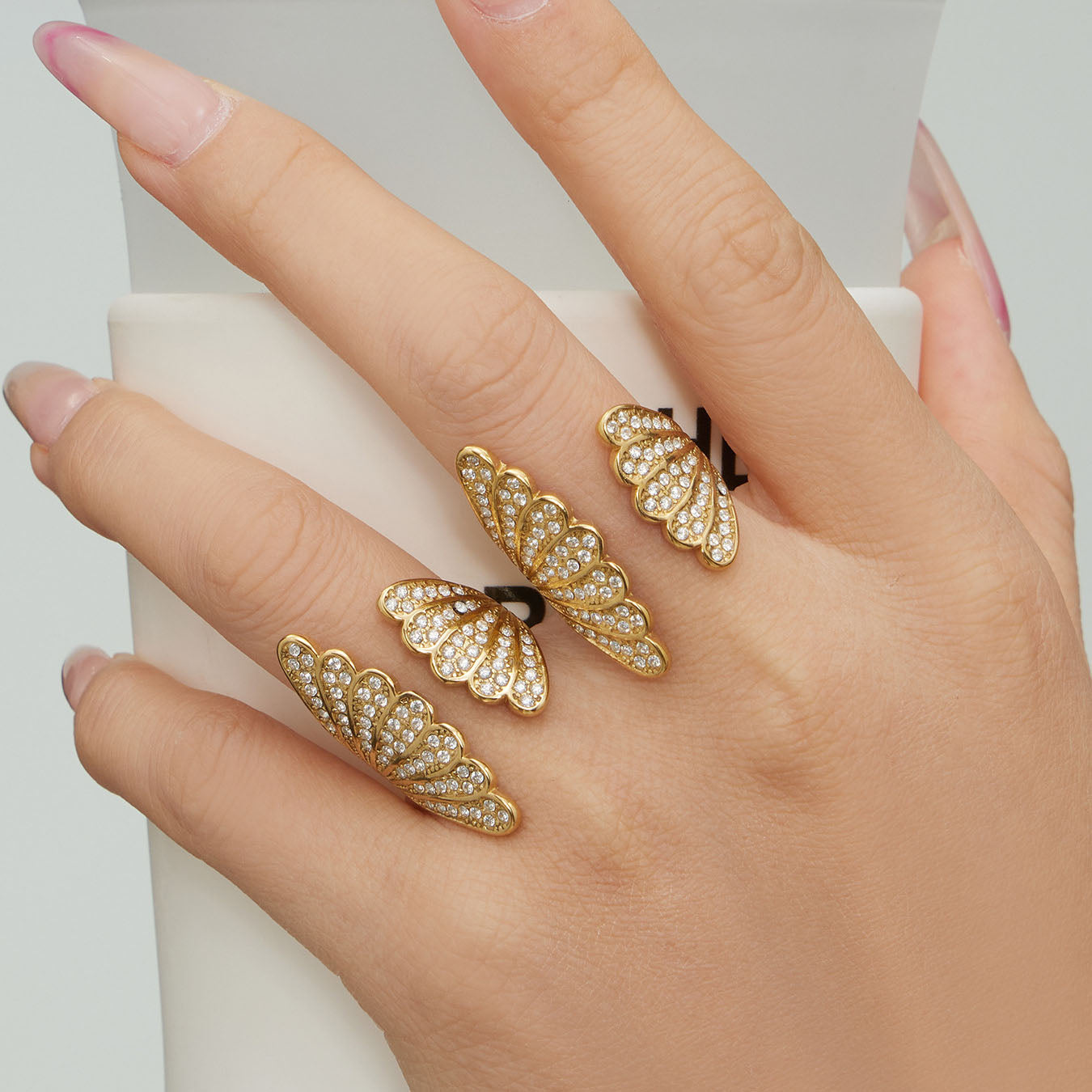 Sparkling Seashell Open Band Ring
