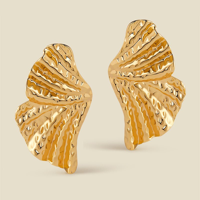 18K Gold Exaggerated Pleated Texture Stud Earrings - Shuling Jewelry