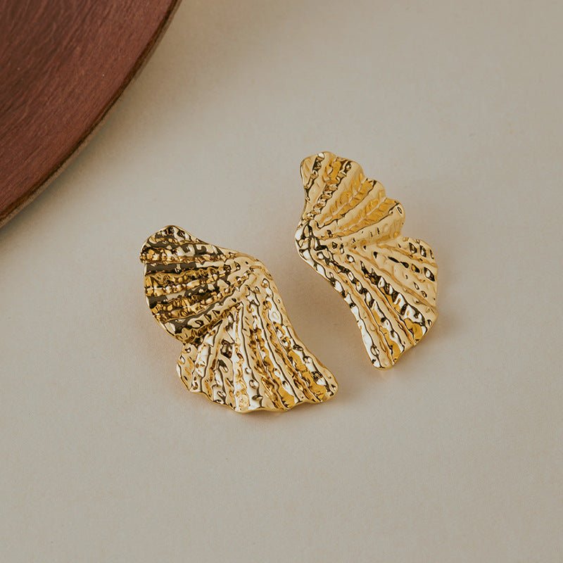 18K Gold Exaggerated Pleated Texture Stud Earrings - Shuling Jewelry
