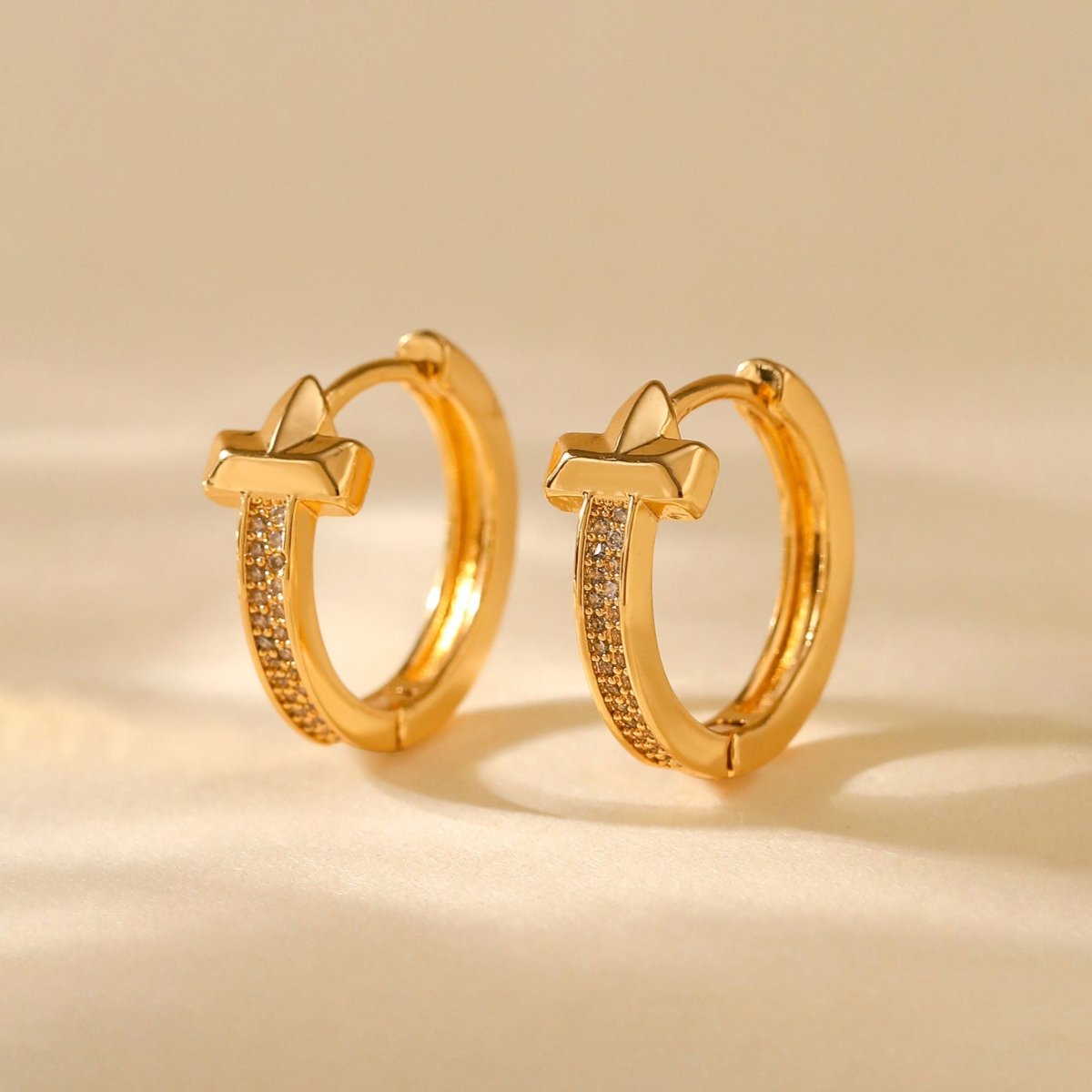 18K Gold Cute Zircon Ear Studs - Shuling Jewelry