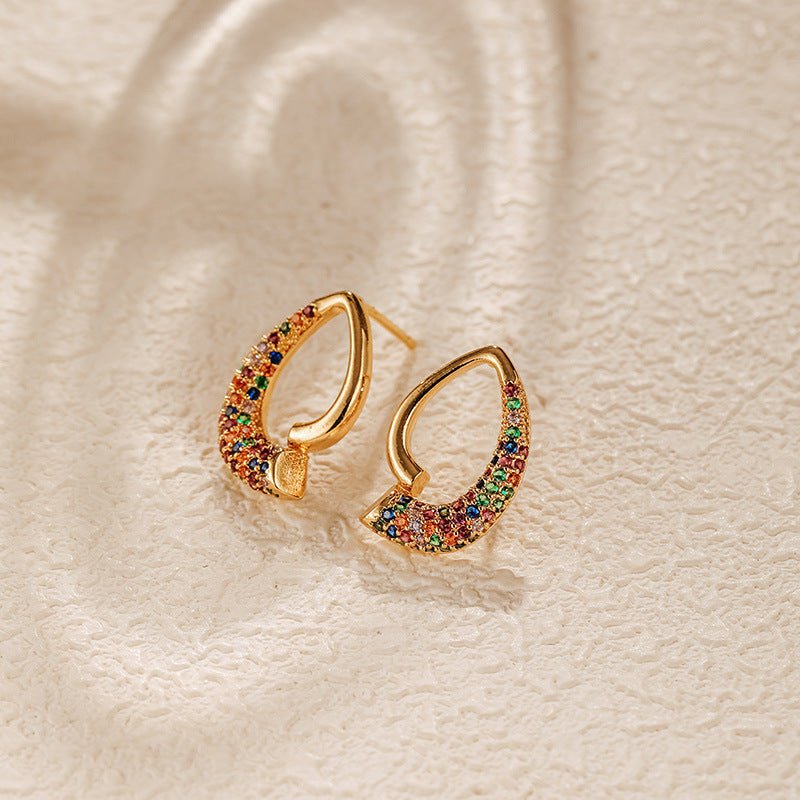 18K Gold Geometrically Irregular Ear Studs - Shuling Jewelry