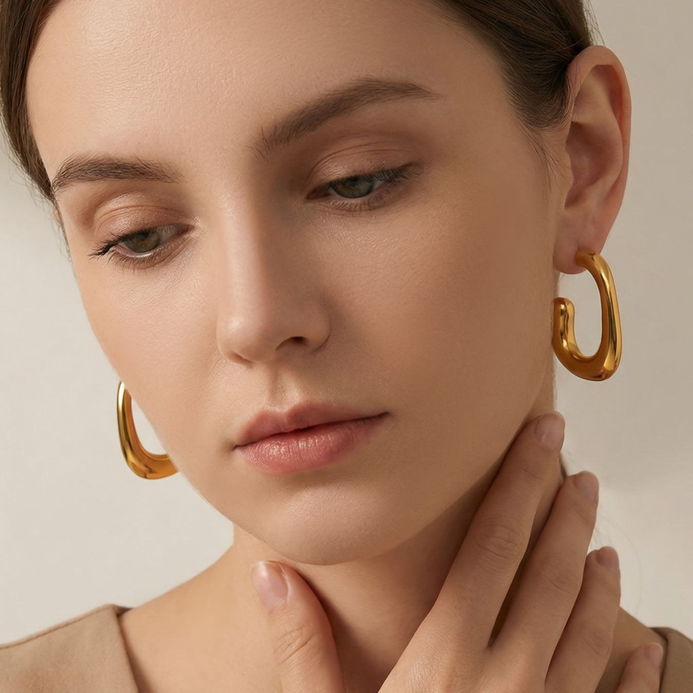 Sculptural Gold Teardrop Chunky Hoop Earrings