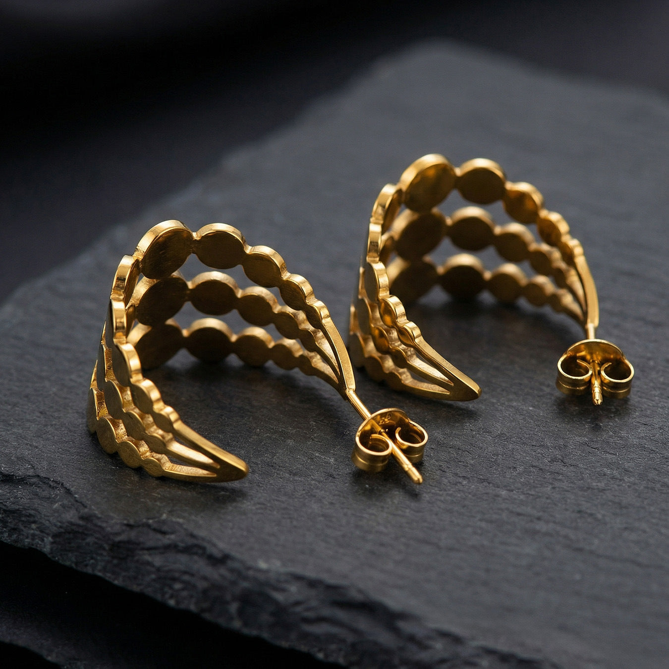 Geometric Scalloped Wide Hoop Earrings