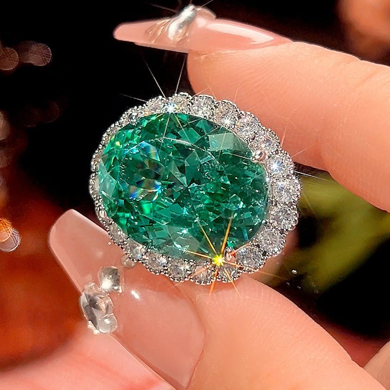 Luxurious Teal Emerald Oval Halo Set