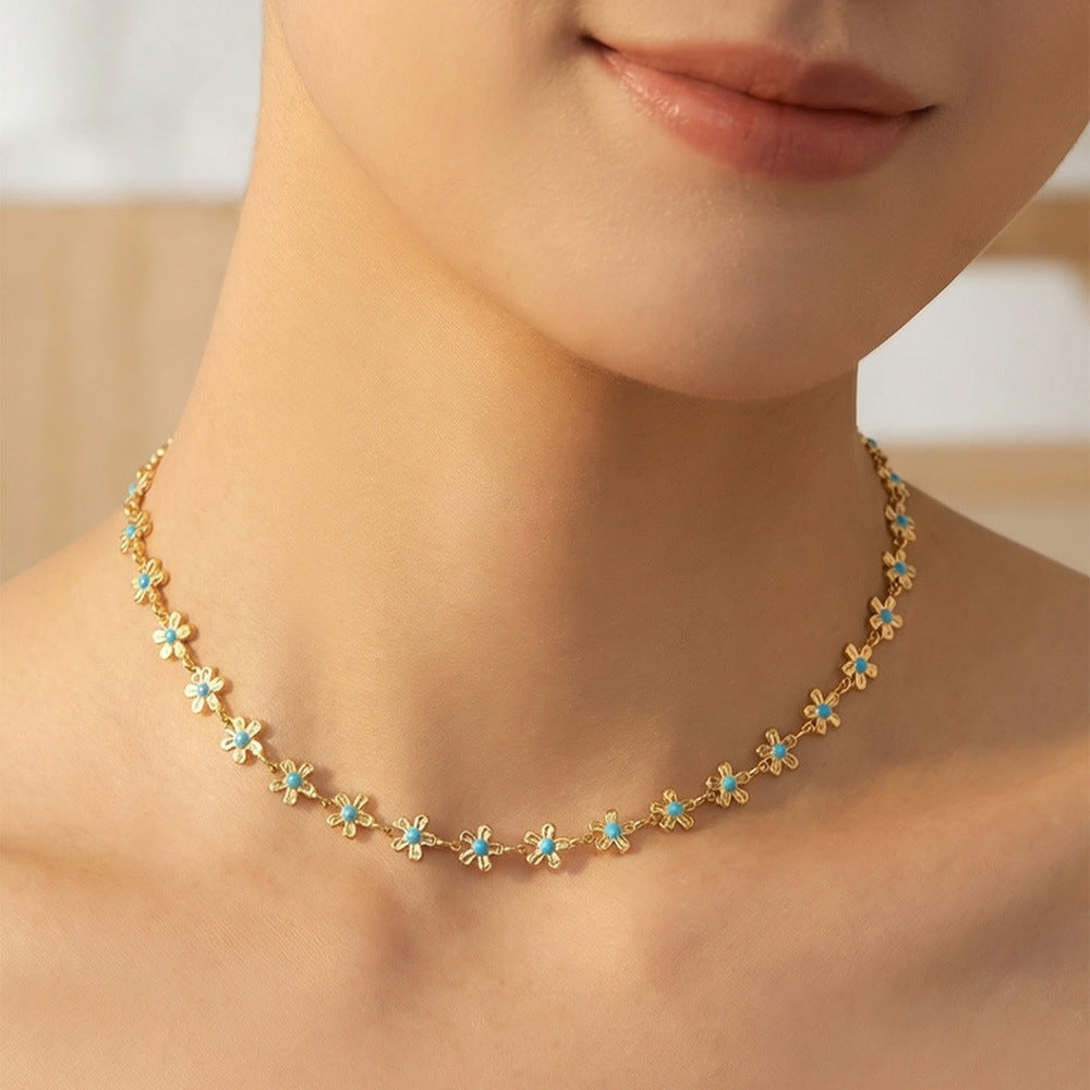 Vintage Gold Daisy Choker with Turquoise