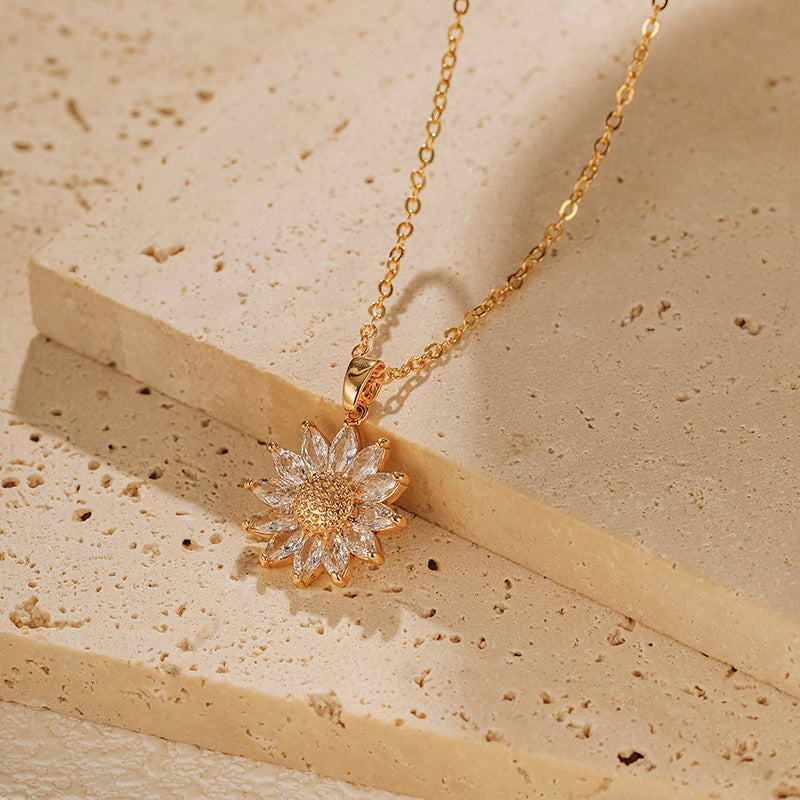 Nature and Symbolic Pendant Necklace Collection