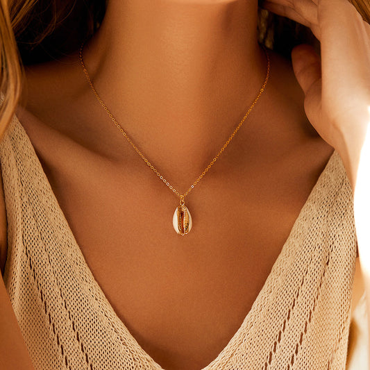 Nature and Symbolic Pendant Necklace Collection