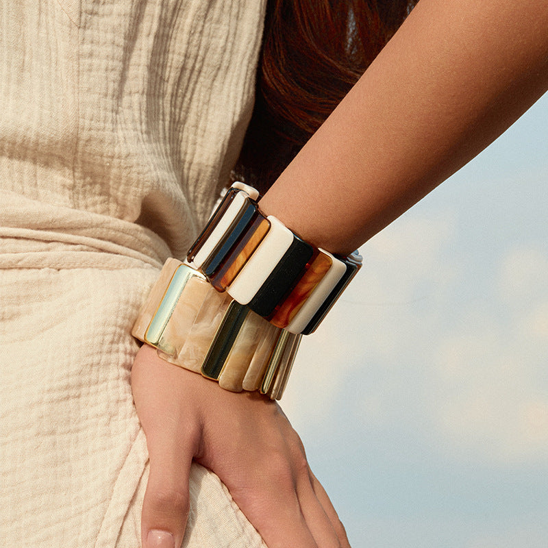 Chunky Resin & Gold Statement Stretch Bracelet