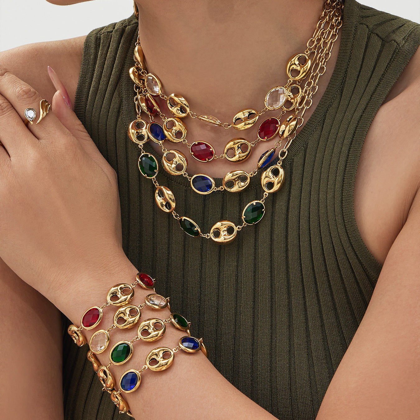 Elegant Pig Nose Glass Jewelry Set