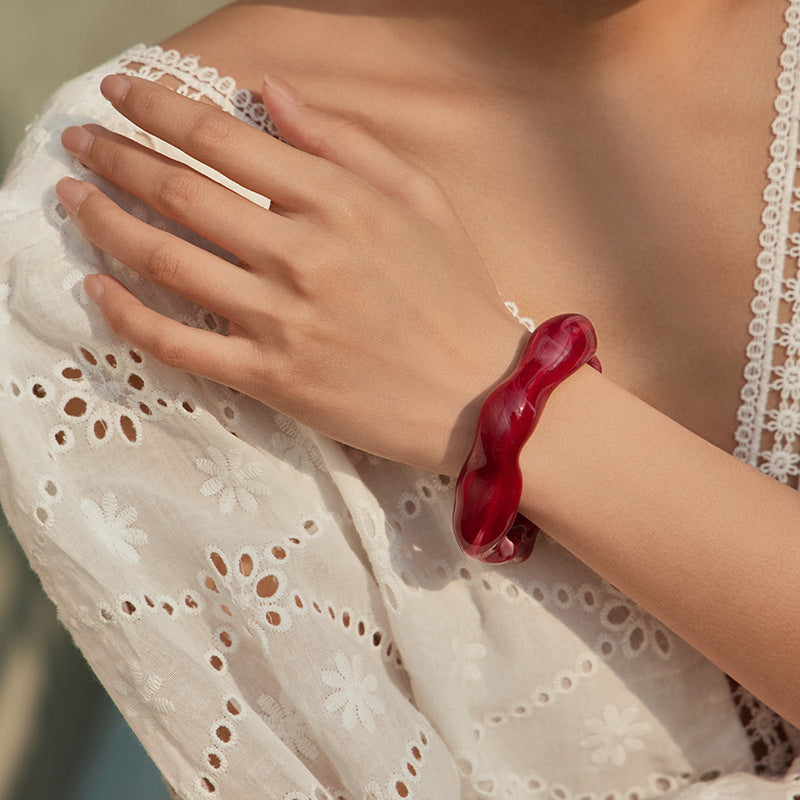 Artistic Wavy Resin Statement Open Bangle