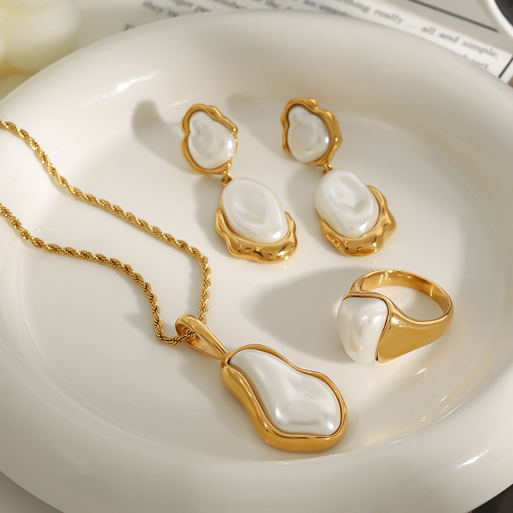 Organic Sculptural Pearl & Gold Jewelry Set