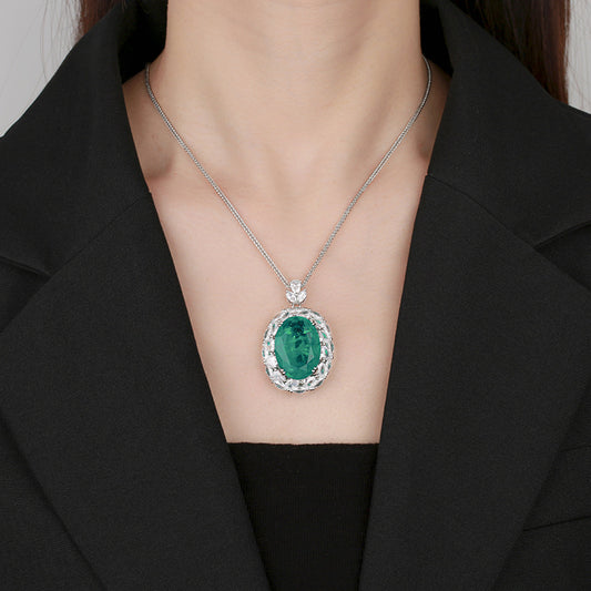 Majestic Vintage Oval Emerald Green Crystal Statement Necklace
