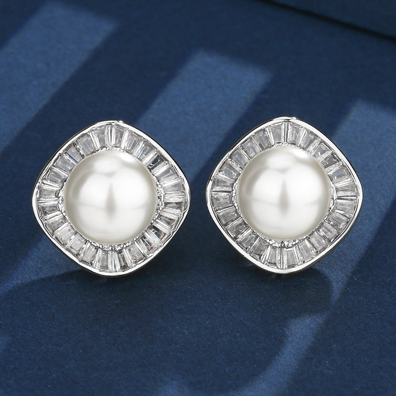 Timeless Pearl and Shimmering Baguette Crystal Jewelry Set