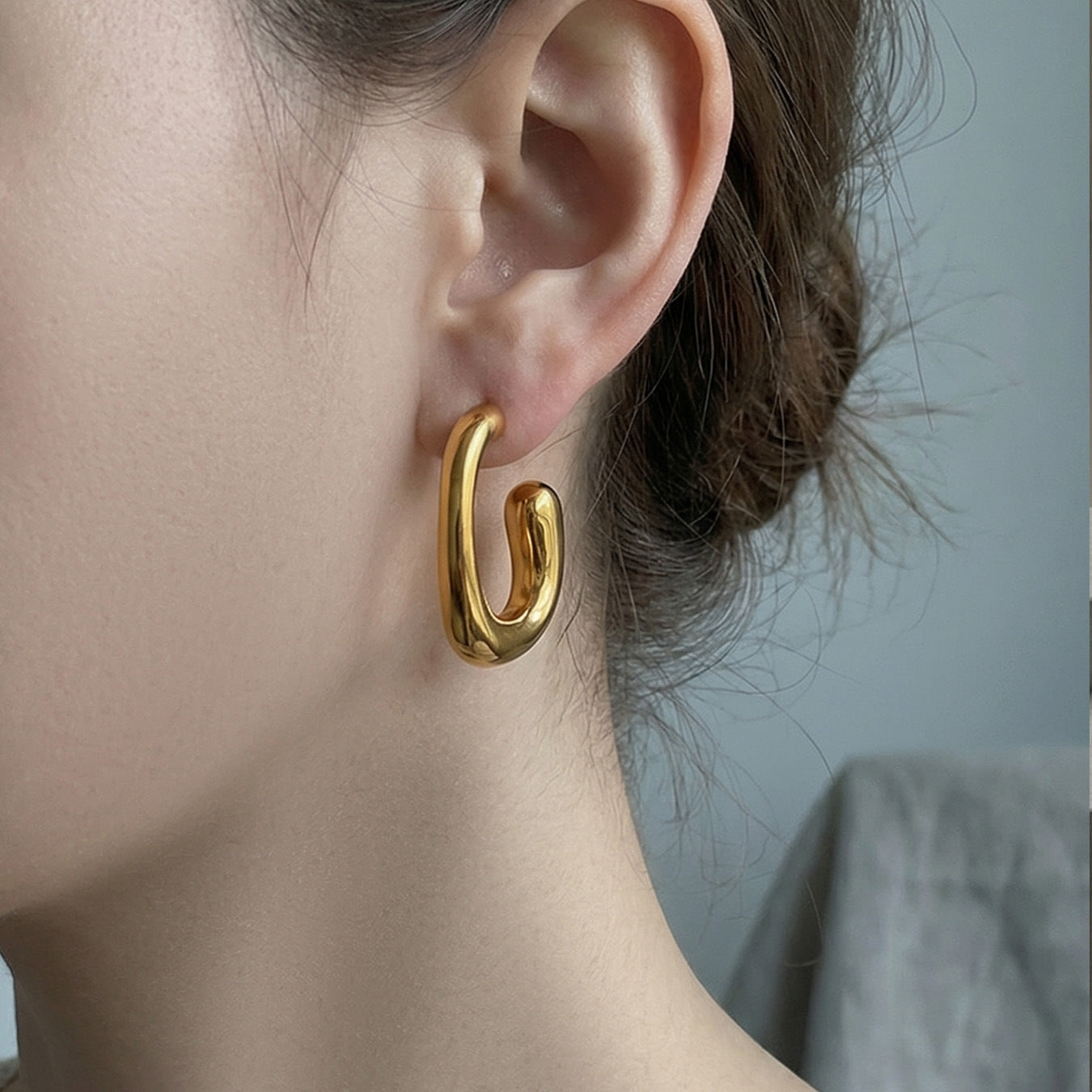 Sculptural Gold Teardrop Chunky Hoop Earrings