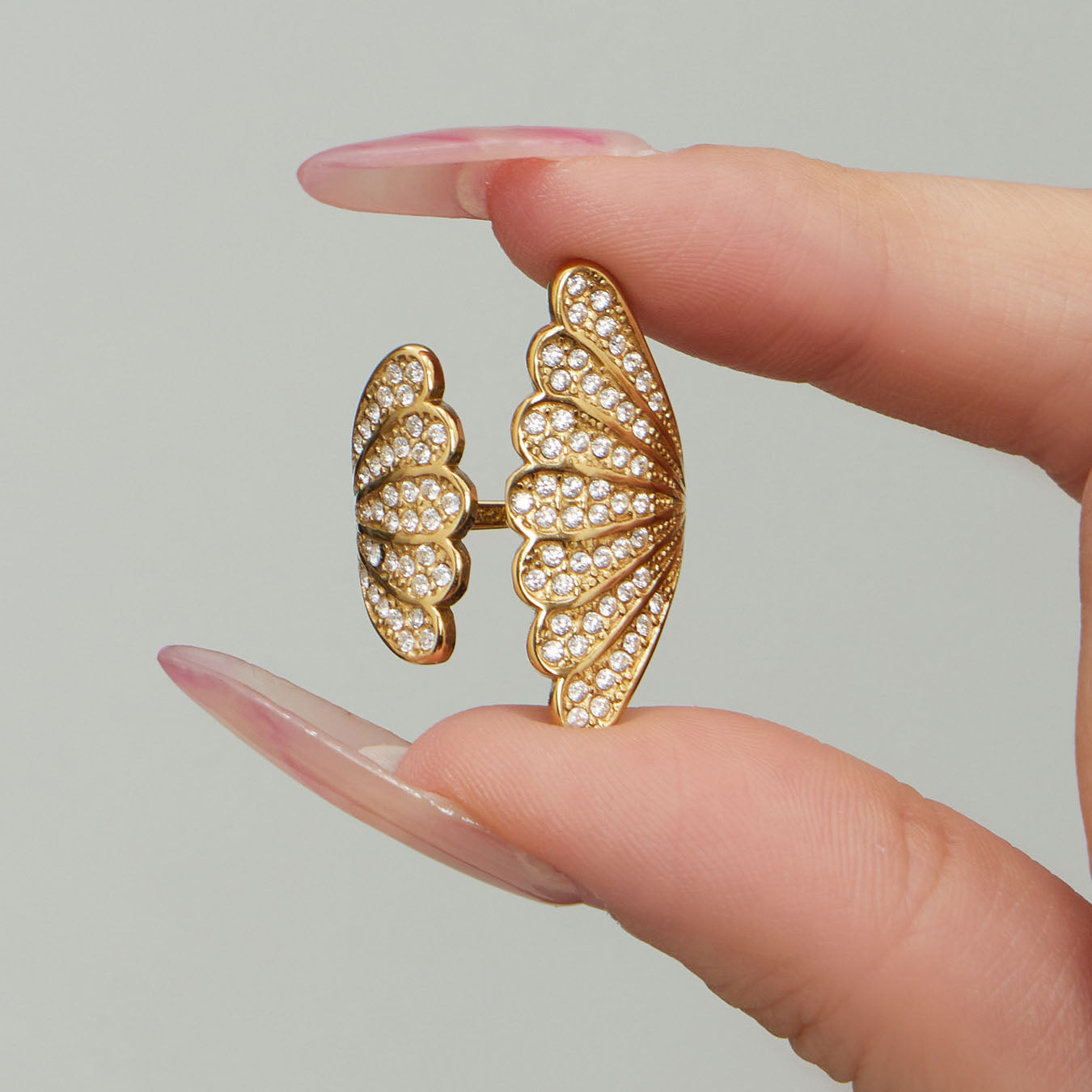 Sparkling Seashell Open Band Ring