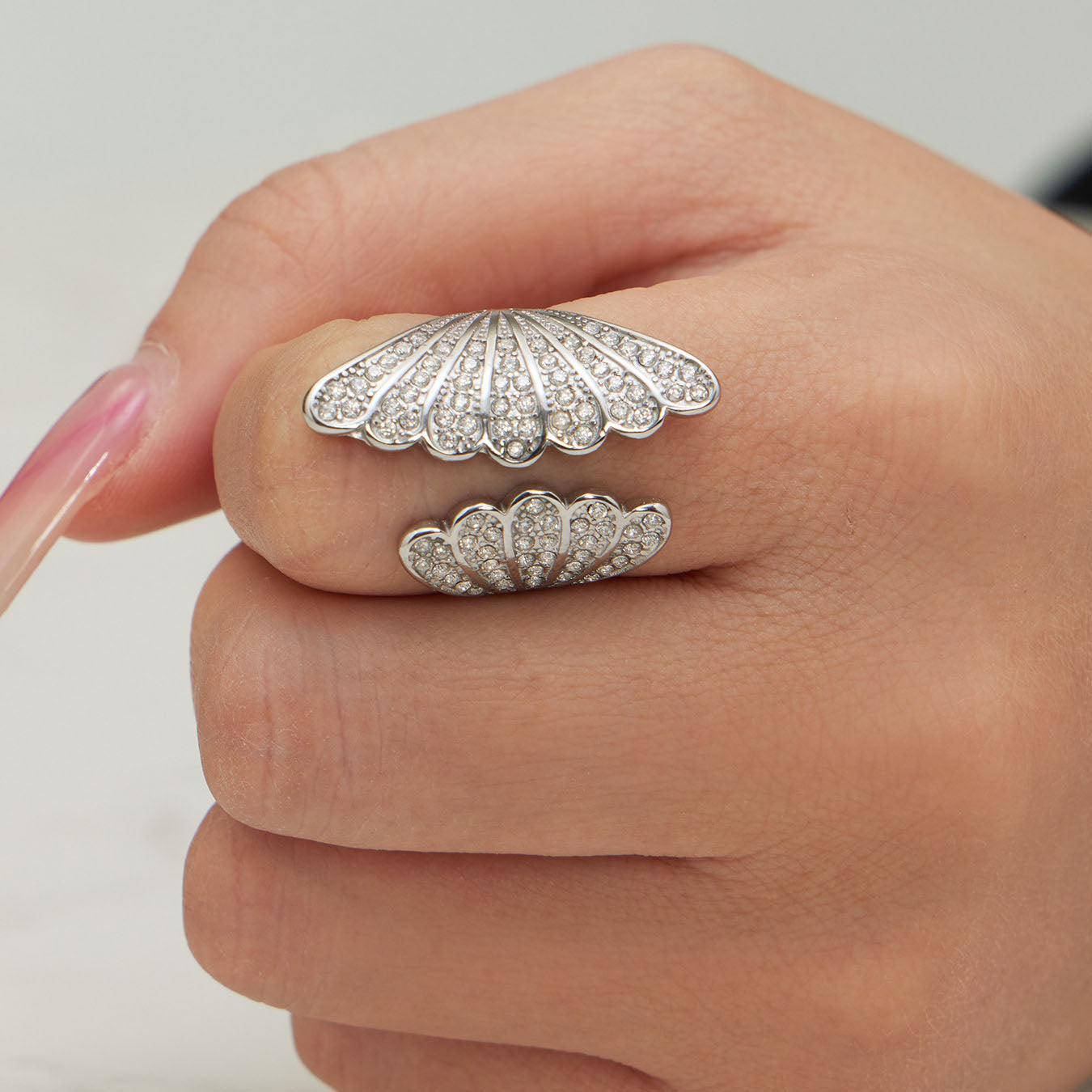 Sparkling Seashell Open Band Ring
