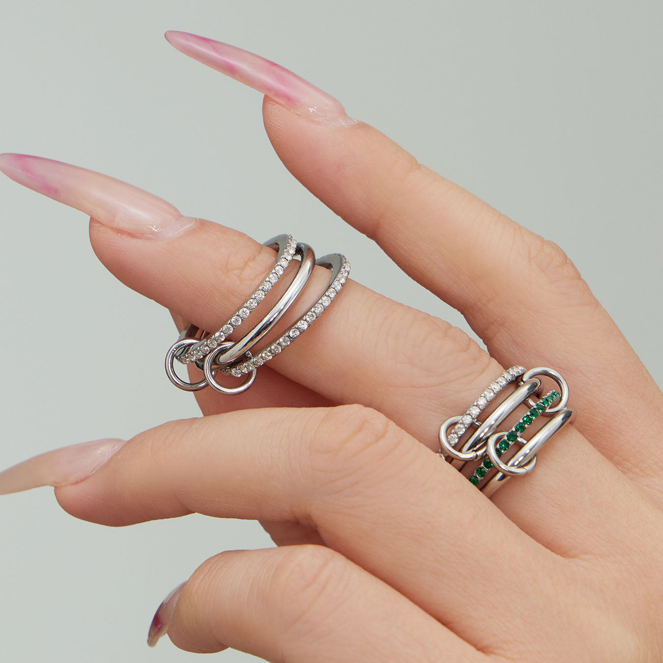 Stacked Multi-Band Linked Rings
